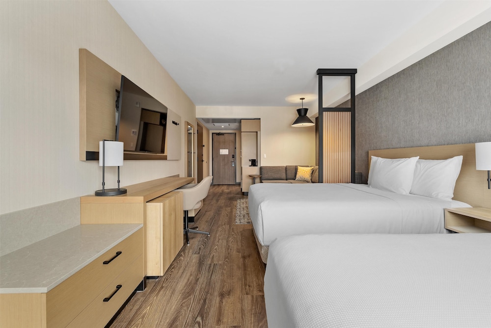 Hyatt Place Rapid City / Downtown 2/36