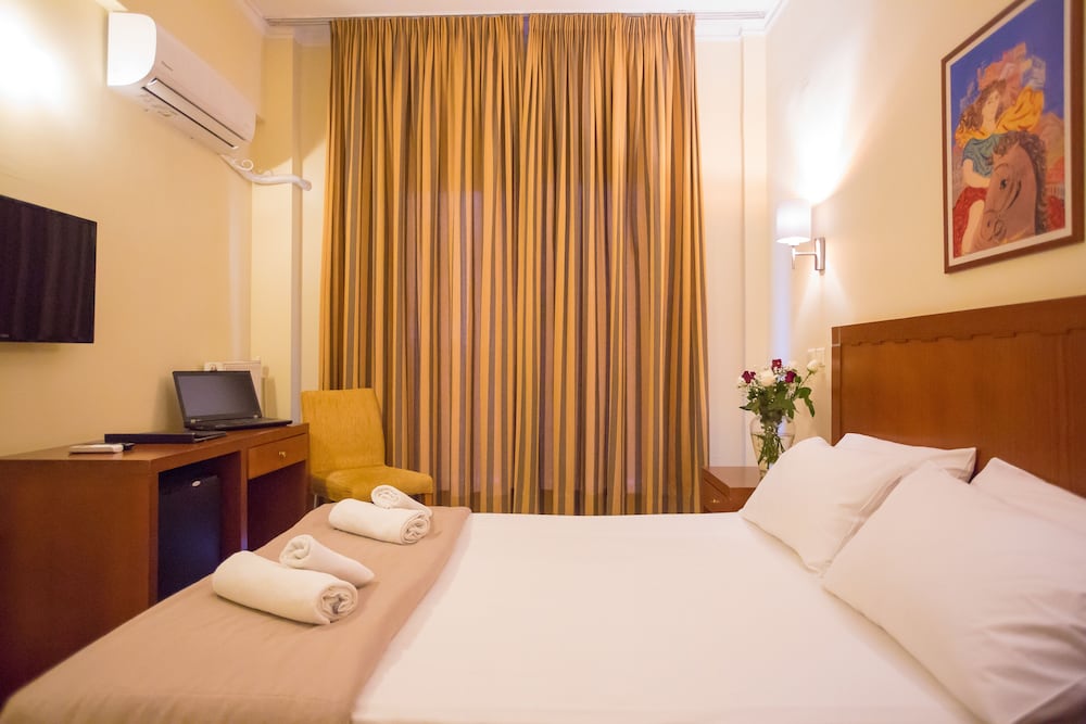 Marina Athens Hotel 12/58