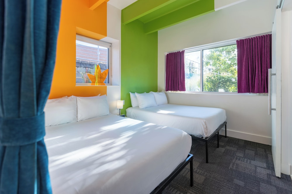Suite, 2 Double Beds, King Bed, Sofa