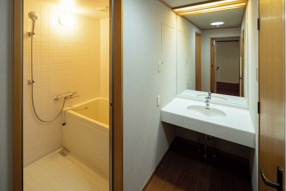 Hotel Sakura 49/50