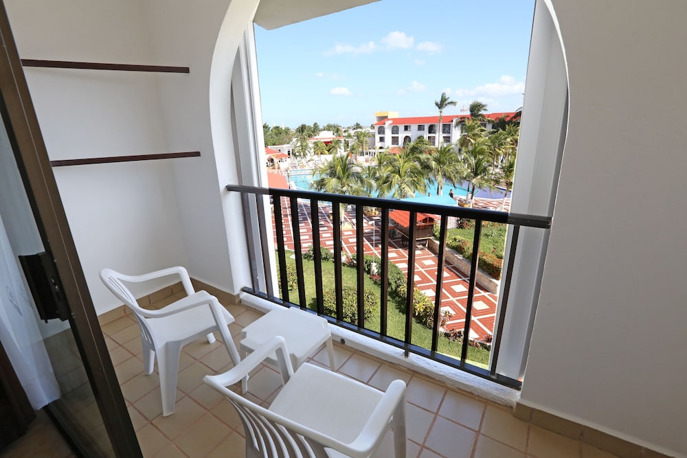 غرفة قياسية بإطلالة على المسبح، Cozumel Hotel & Resort 2/3
