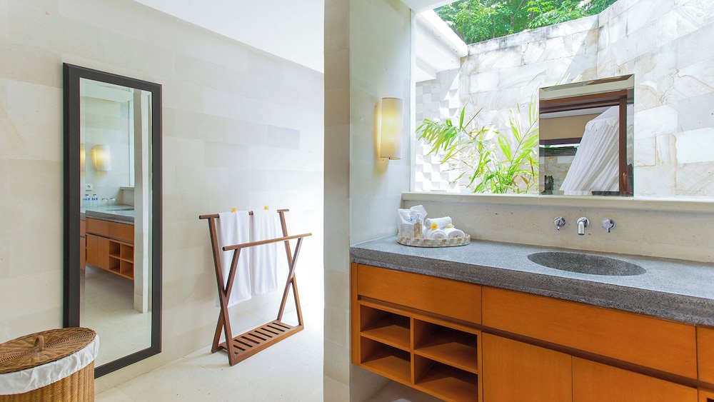 Bayu Gita Estate 48/50