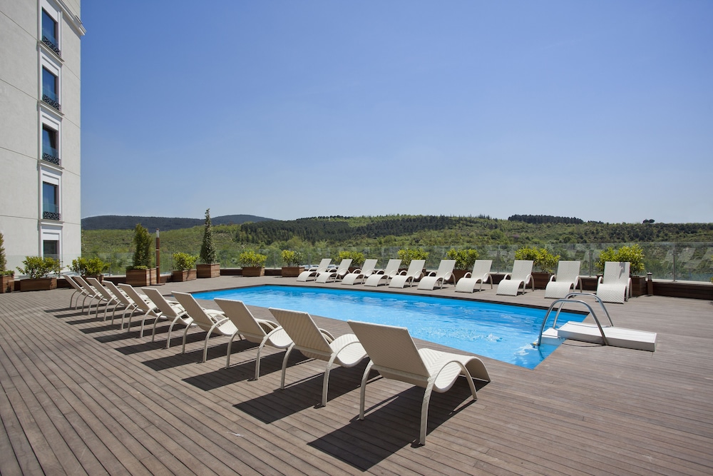 Limak Eurasia Luxury Hotel 45/49