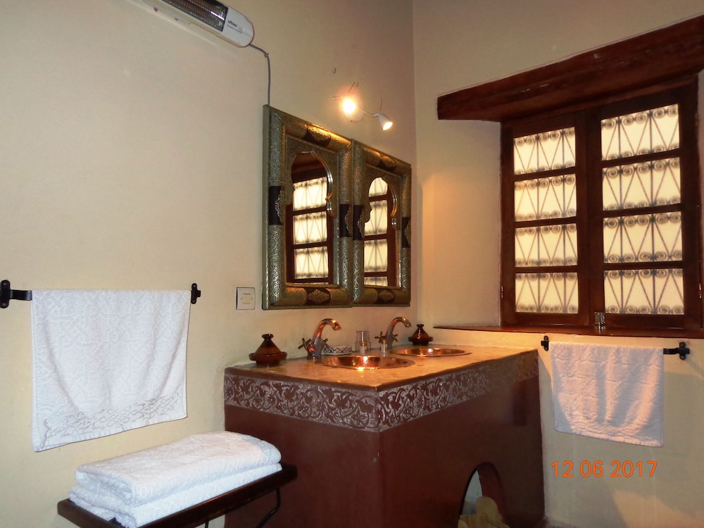 Riad Ahlam 13/33