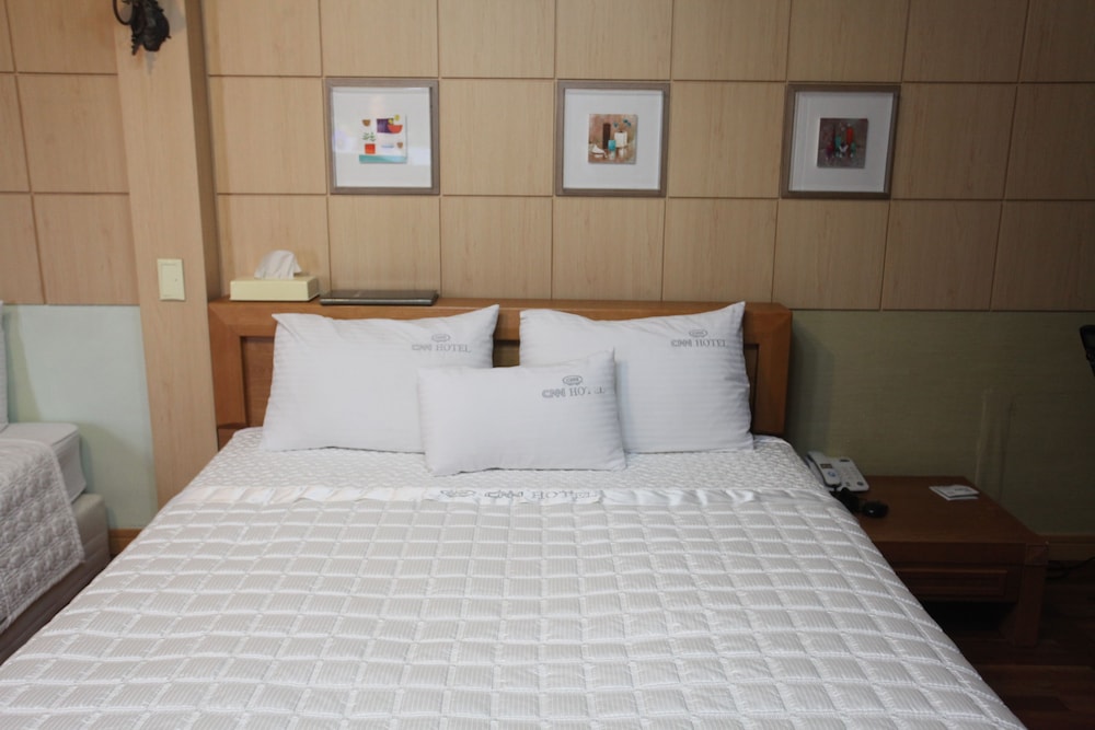 CNN Hotel 15/50