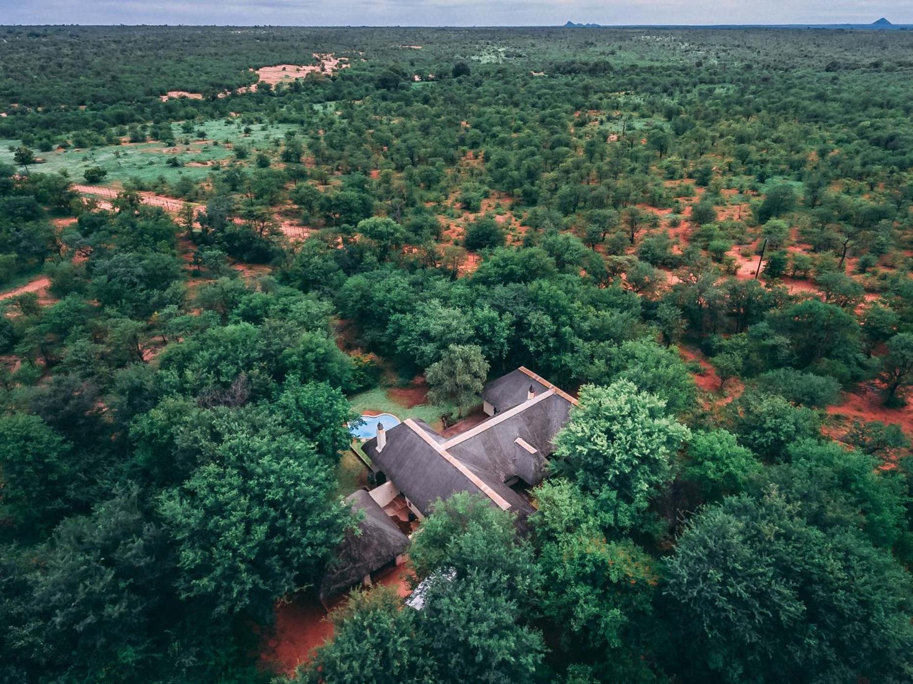 Kingly Bush Villa 13/36