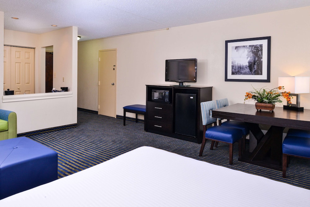 Best Western Leesburg Hotel & Conference Center 21/41