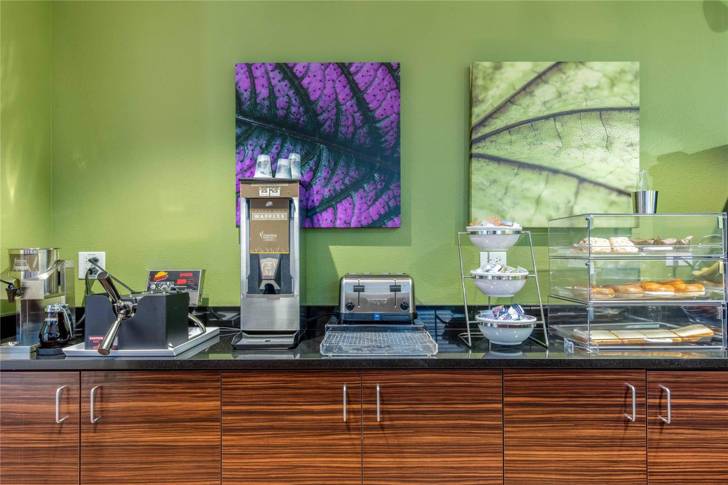 Mainstay Suites St Louis Airport 8/16