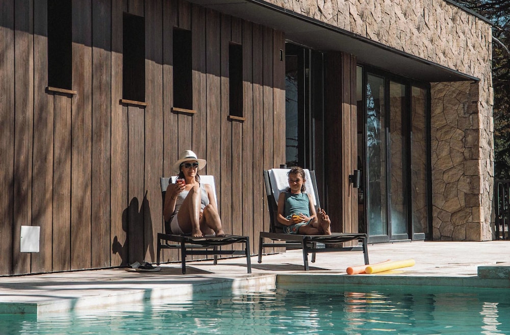 El Refugio Ski & Summer Lodge 26/49