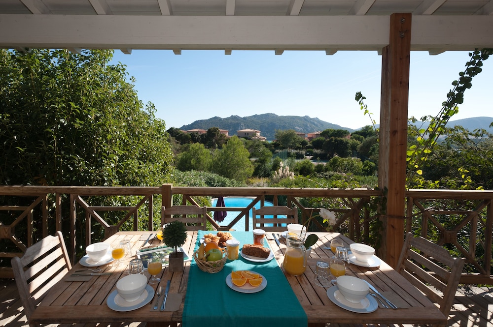 Residence Marina Di Santa Giulia 71/83
