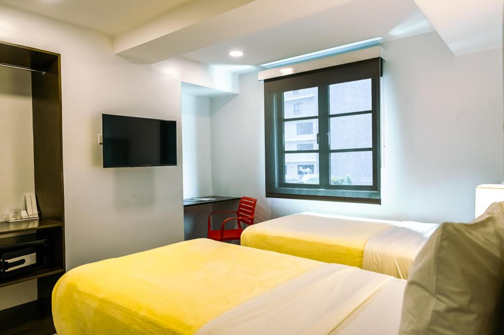 One Cristina Suites 20/49