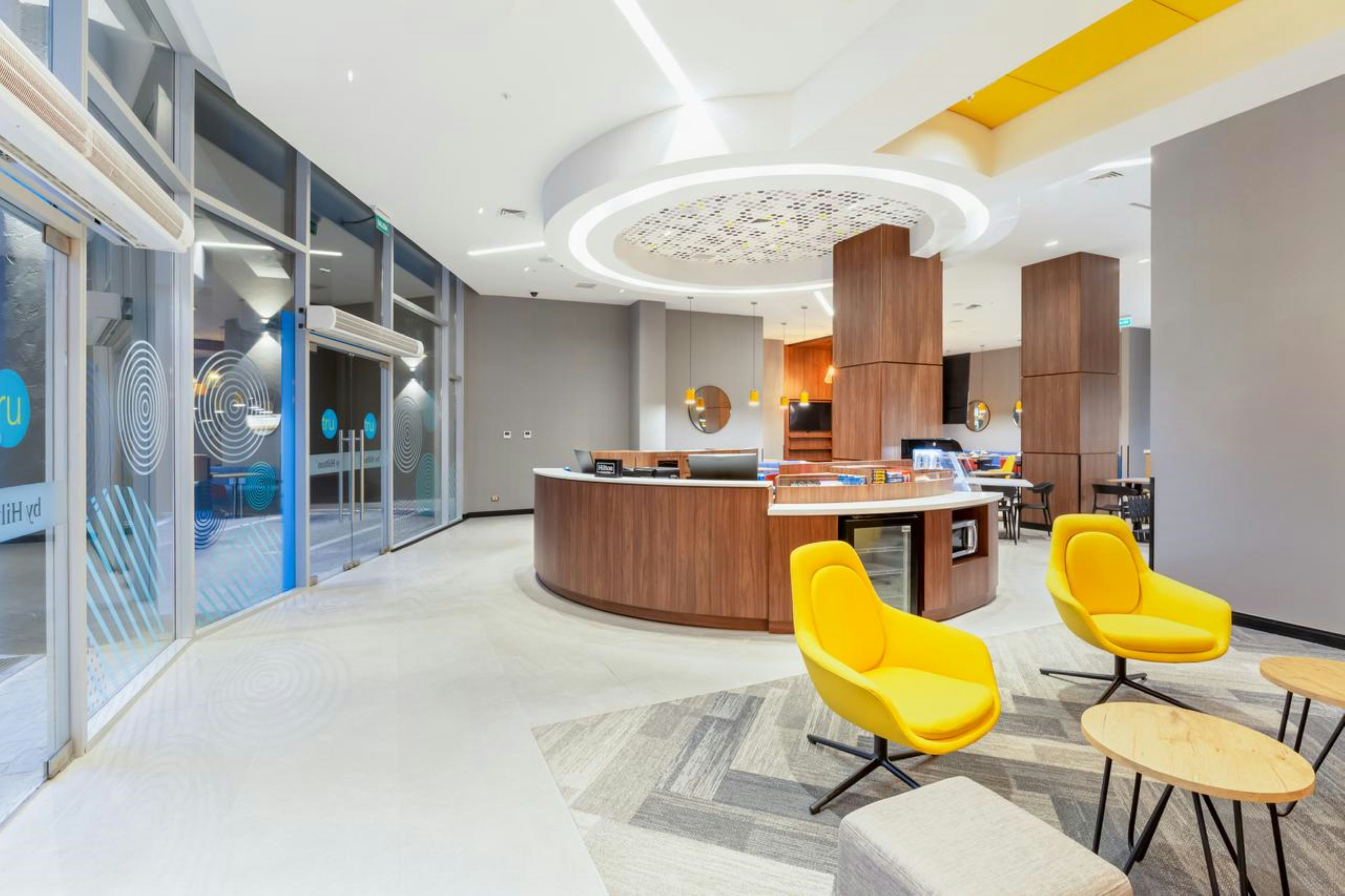 Lobby at Tru by Hilton Chillan Ferrat, CHILLAN