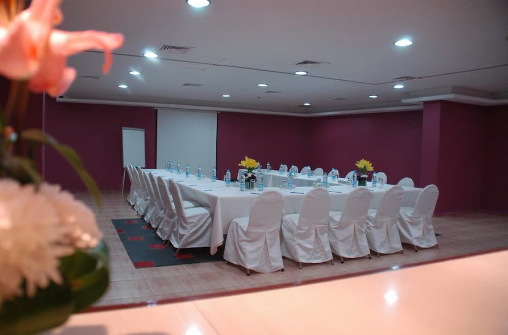 Aquavista Hotel & Suite 36/42