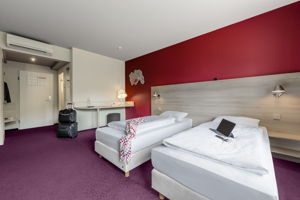 SERWAYS HOTEL HEILIGENROTH 4/24
