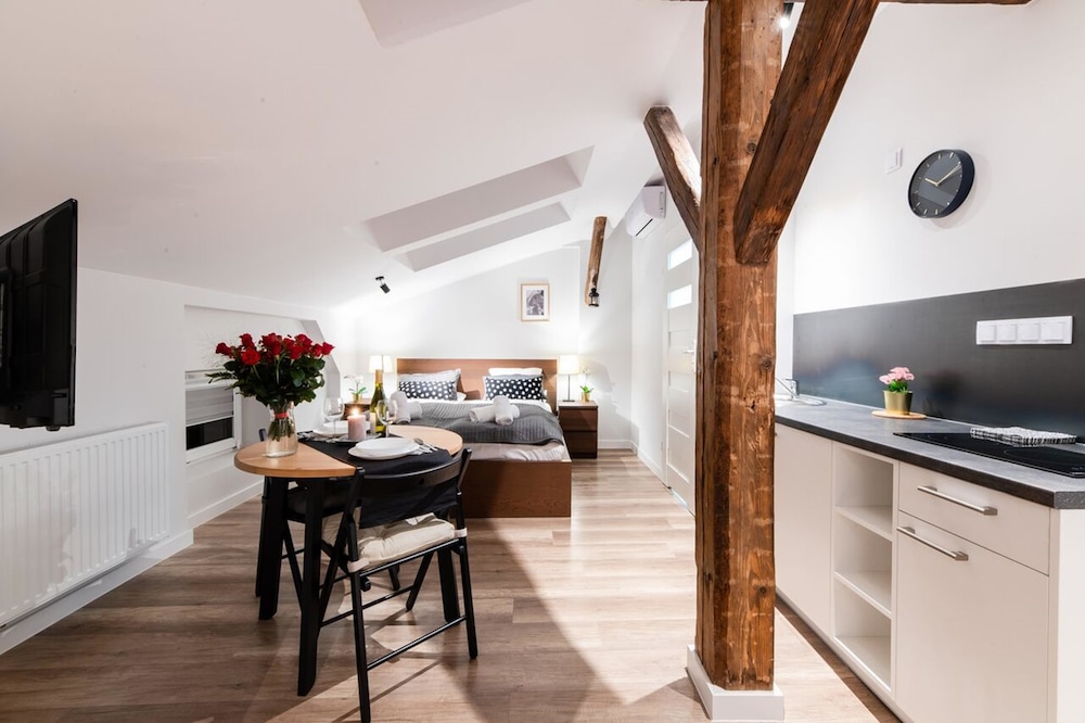 Aparthotel Dietla 99 33/50