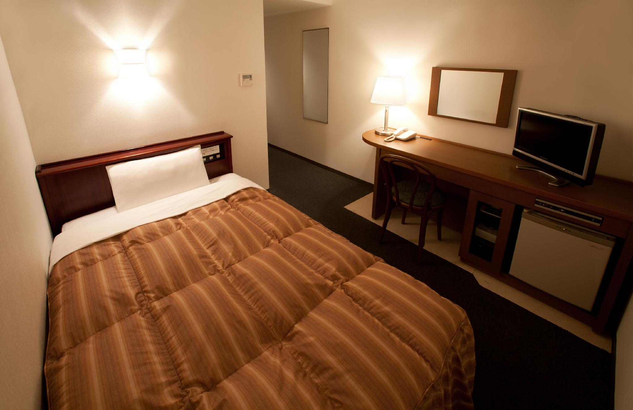 City Hotel Ando 9/41