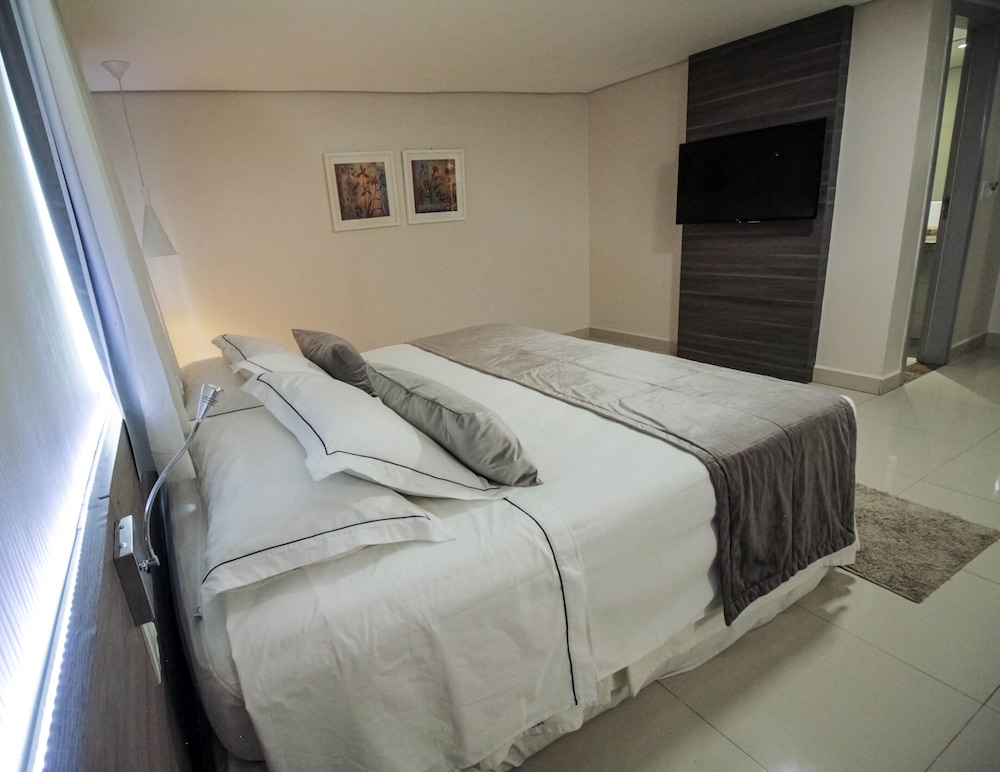 Oscar Hotel Executive 6/44