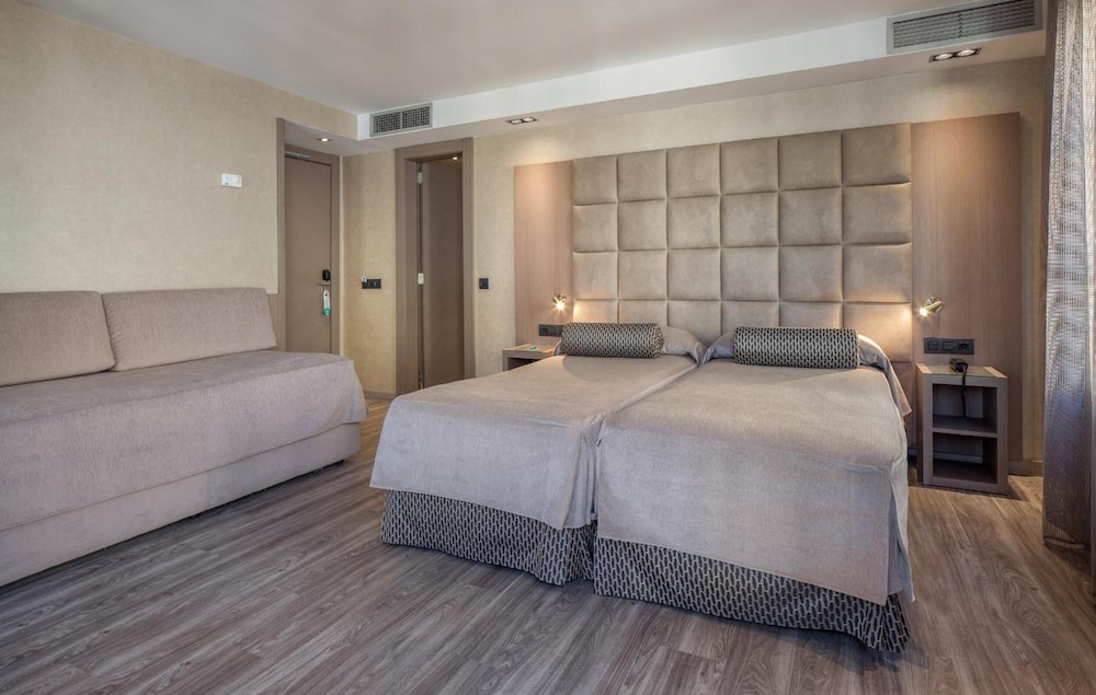 Hotel Suizo 8/55