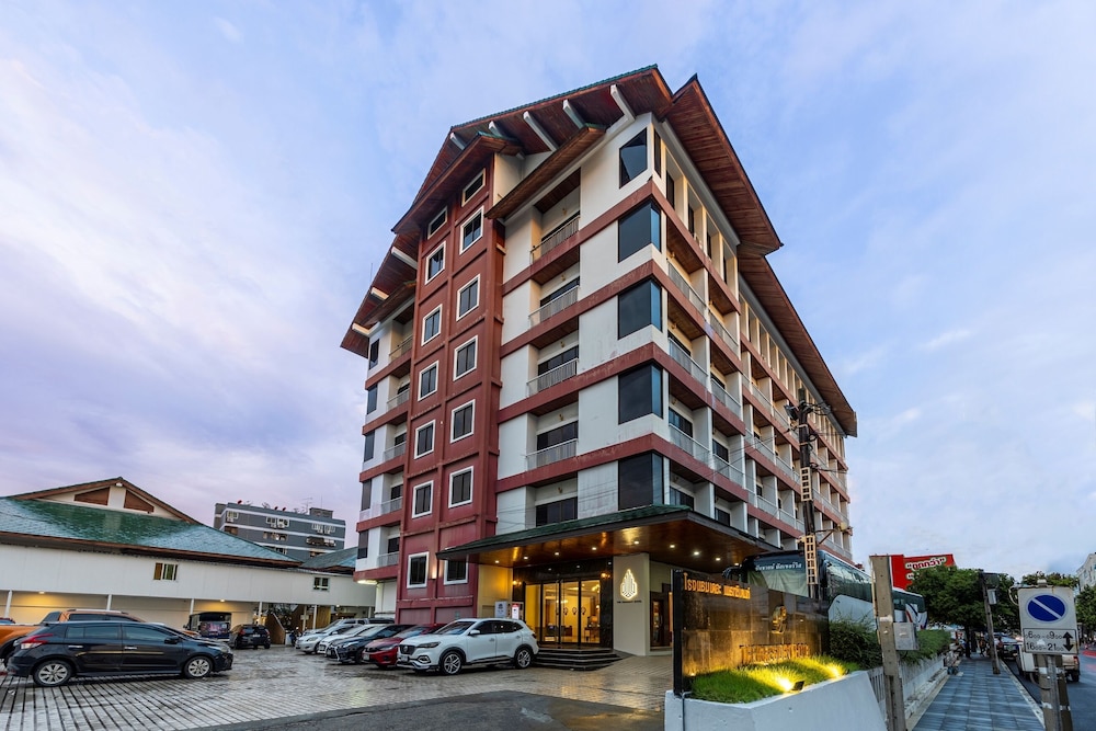 The President Hotel at Chokchai 4 4/57