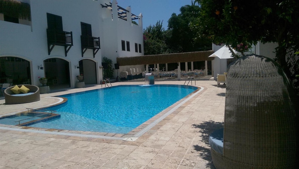 Ece Hotel Bodrum 51/56