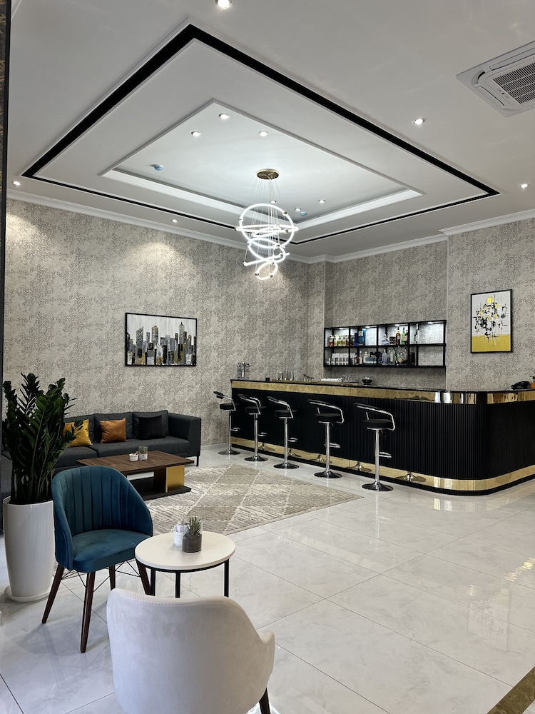 The Tower Hotel Tashkent 13/70