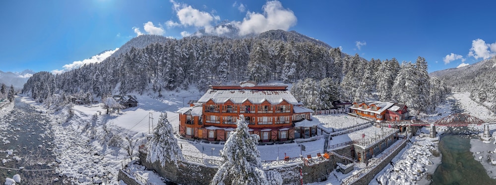 HEEVAN HOTEL 45/50