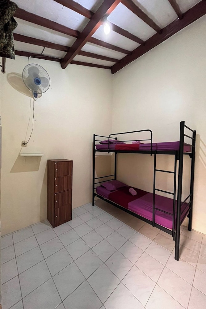 Arjuna 31 Homestay 29/41