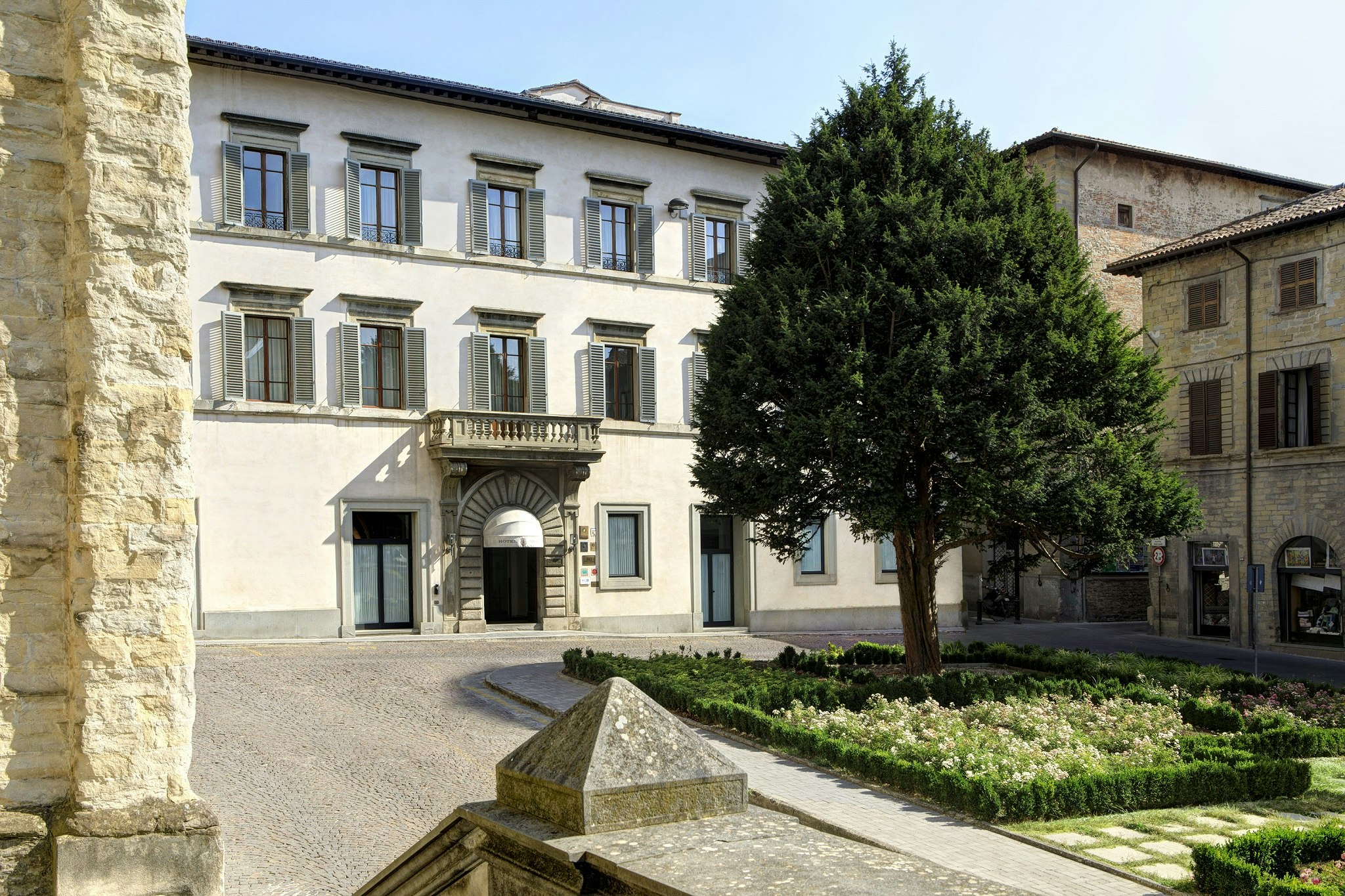 Hotel Tiferno 24/24