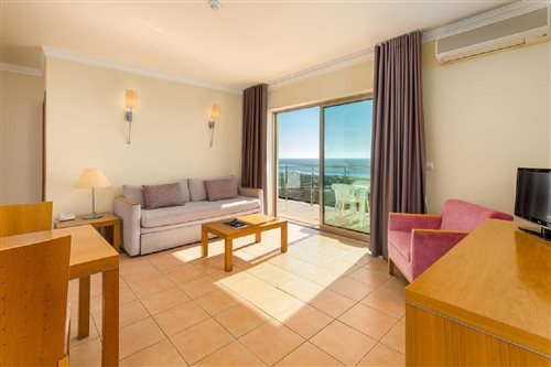 2 Bedrooms, Apartment, Side Sea View