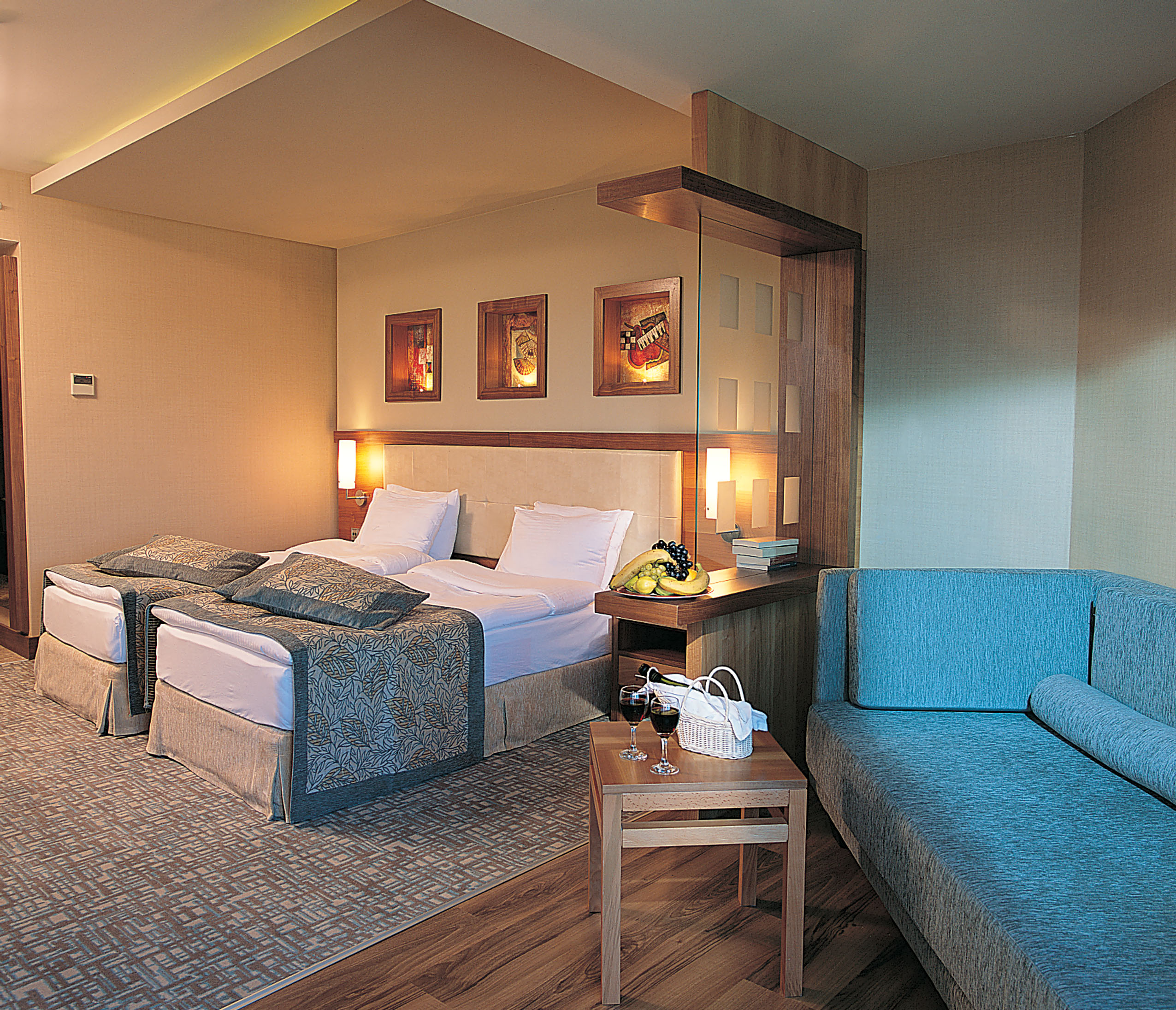 Superior, Double Bed, Land View