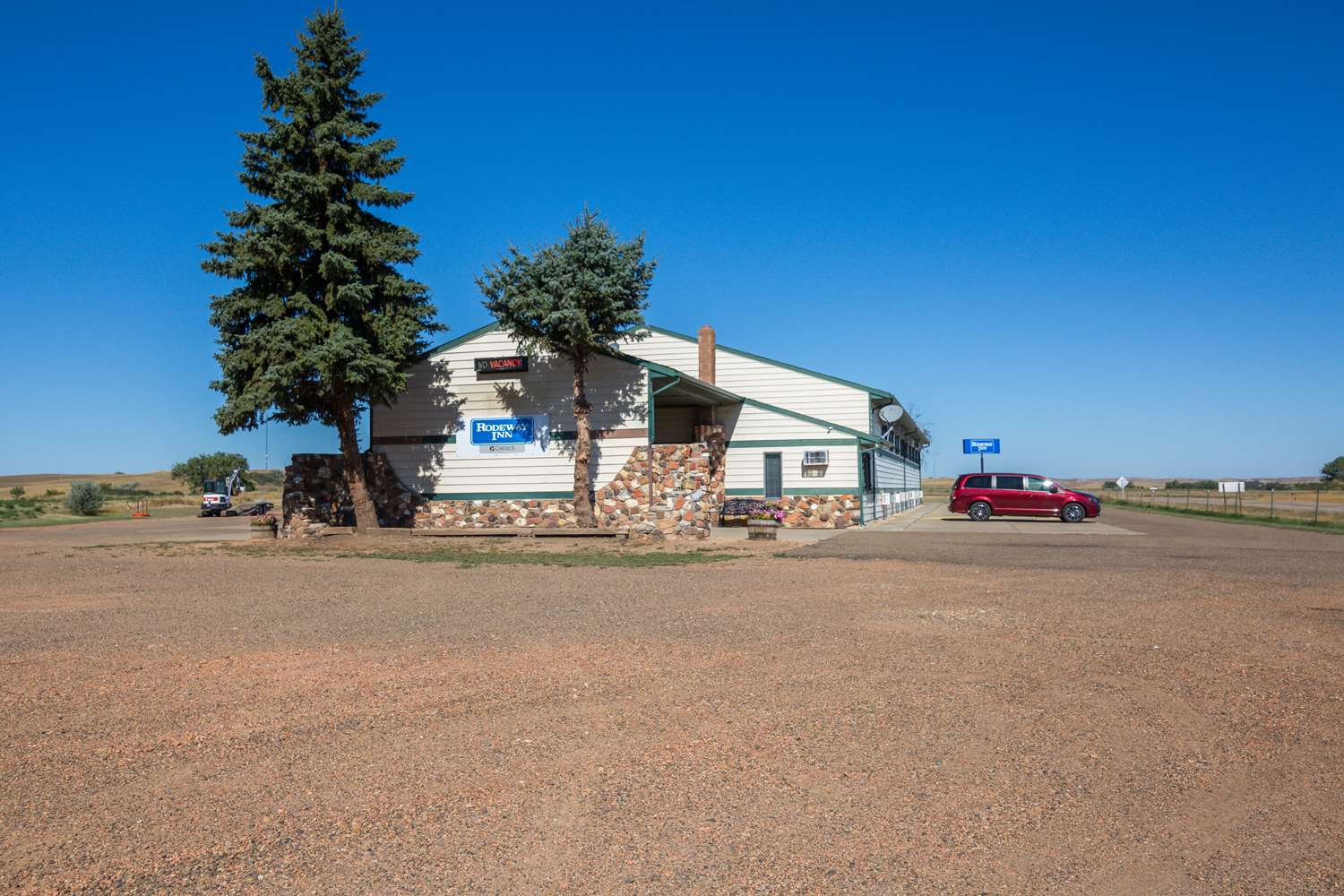 Rodeway Inn Gateway to Medora T-Roosevelt & Makoshika State Park 26/26