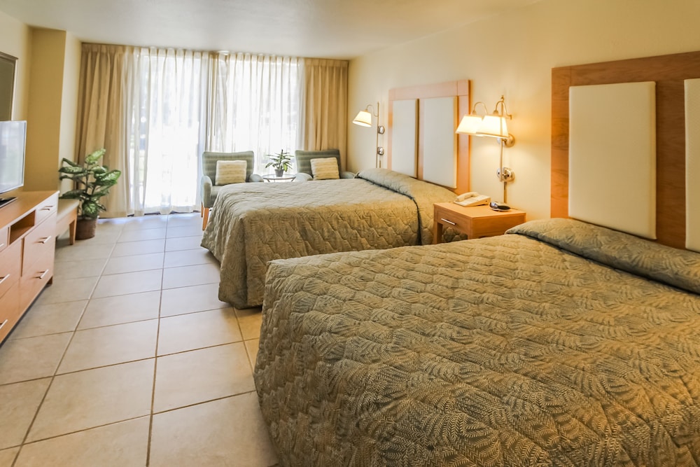 Royale Beach and Tennis Club, a VRI resort 10/49