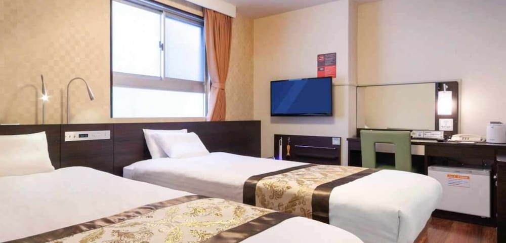 Dotonbori Hotel 23/66