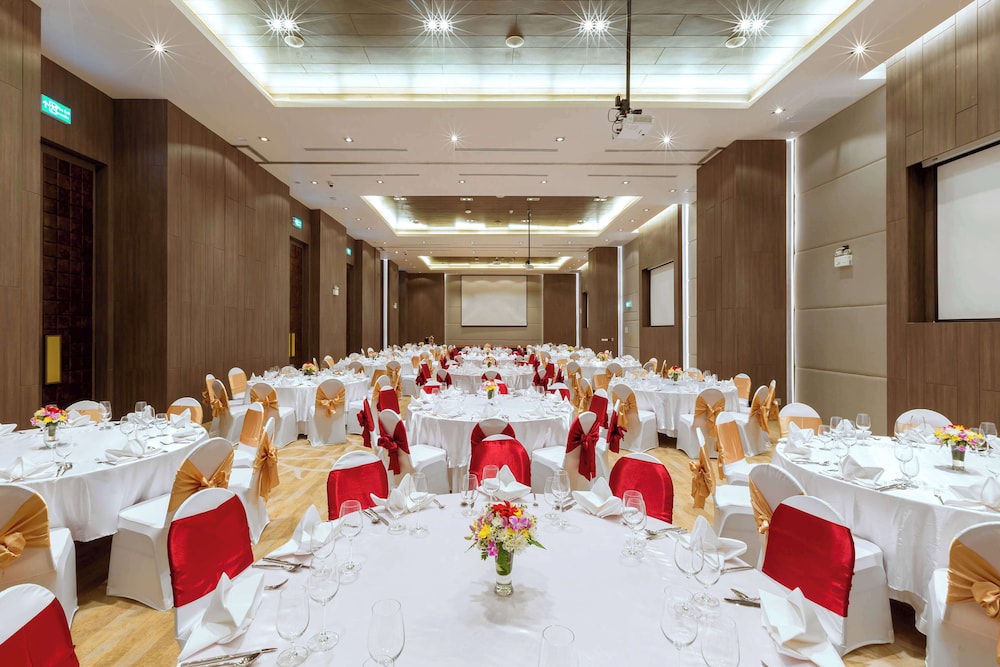 Radisson RED Phuket Patong Beach 39/48