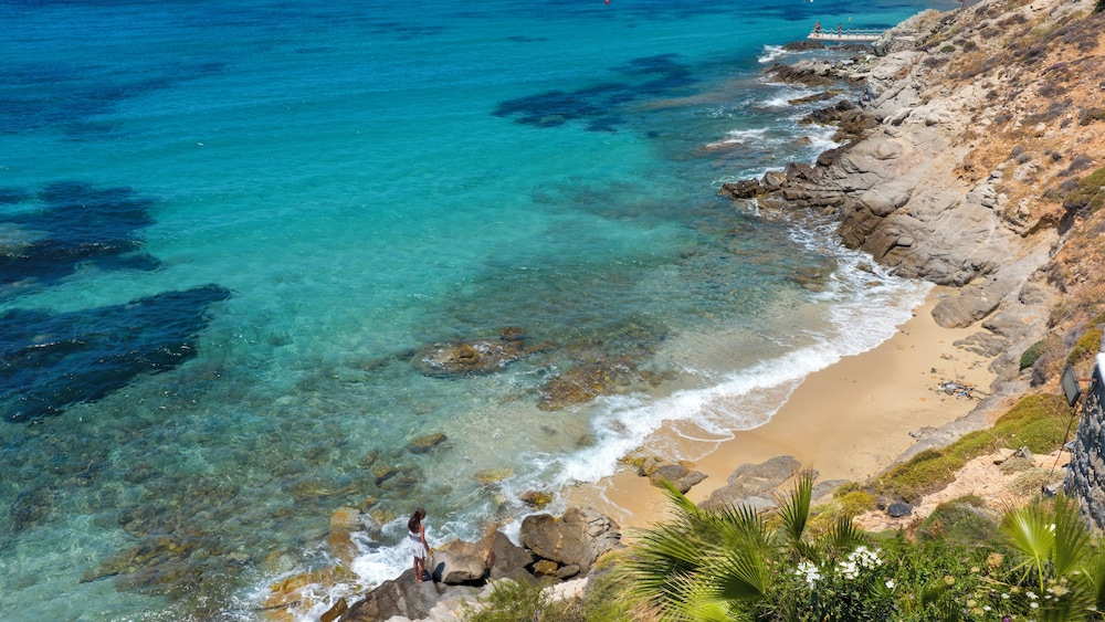 Saint John Hotel Villas and Spa 105/107