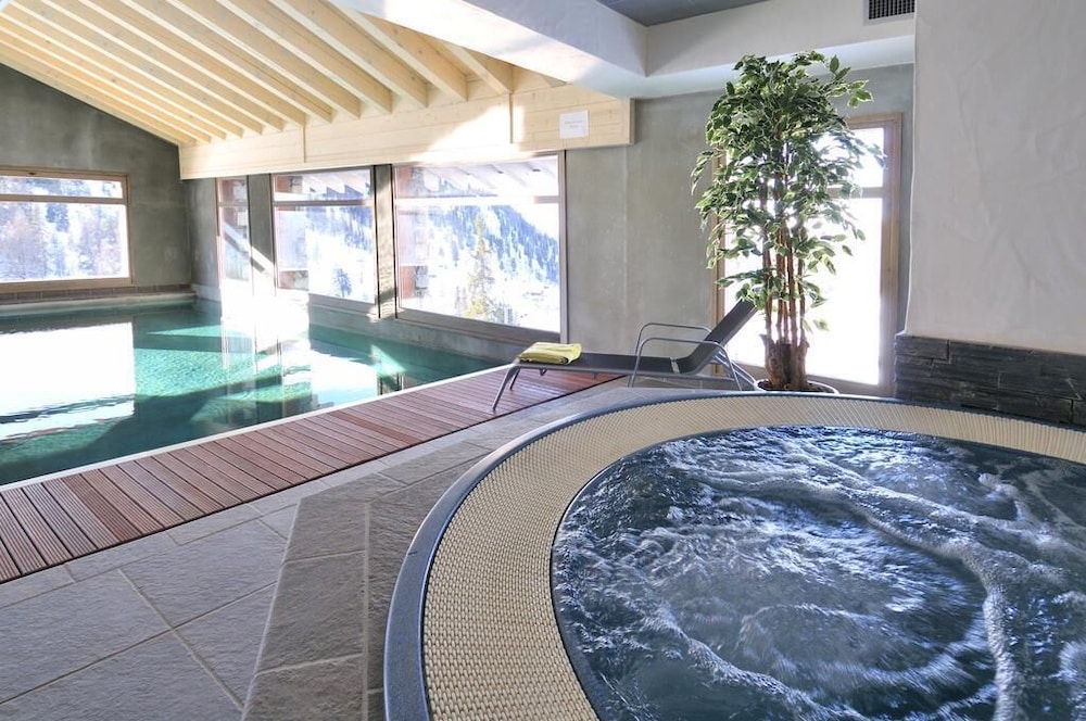 Hotel Carlina Belle Plagne 68/89