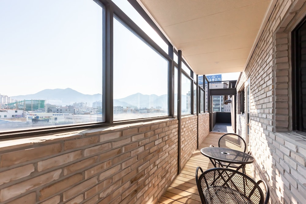 Browndot Hotel Sasang Renecite 40/50