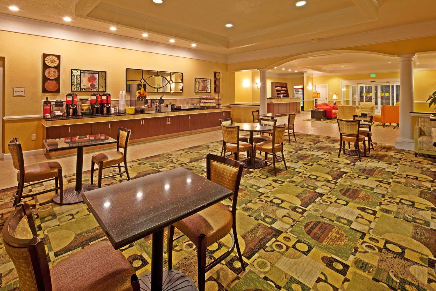 restaurant cafeteria