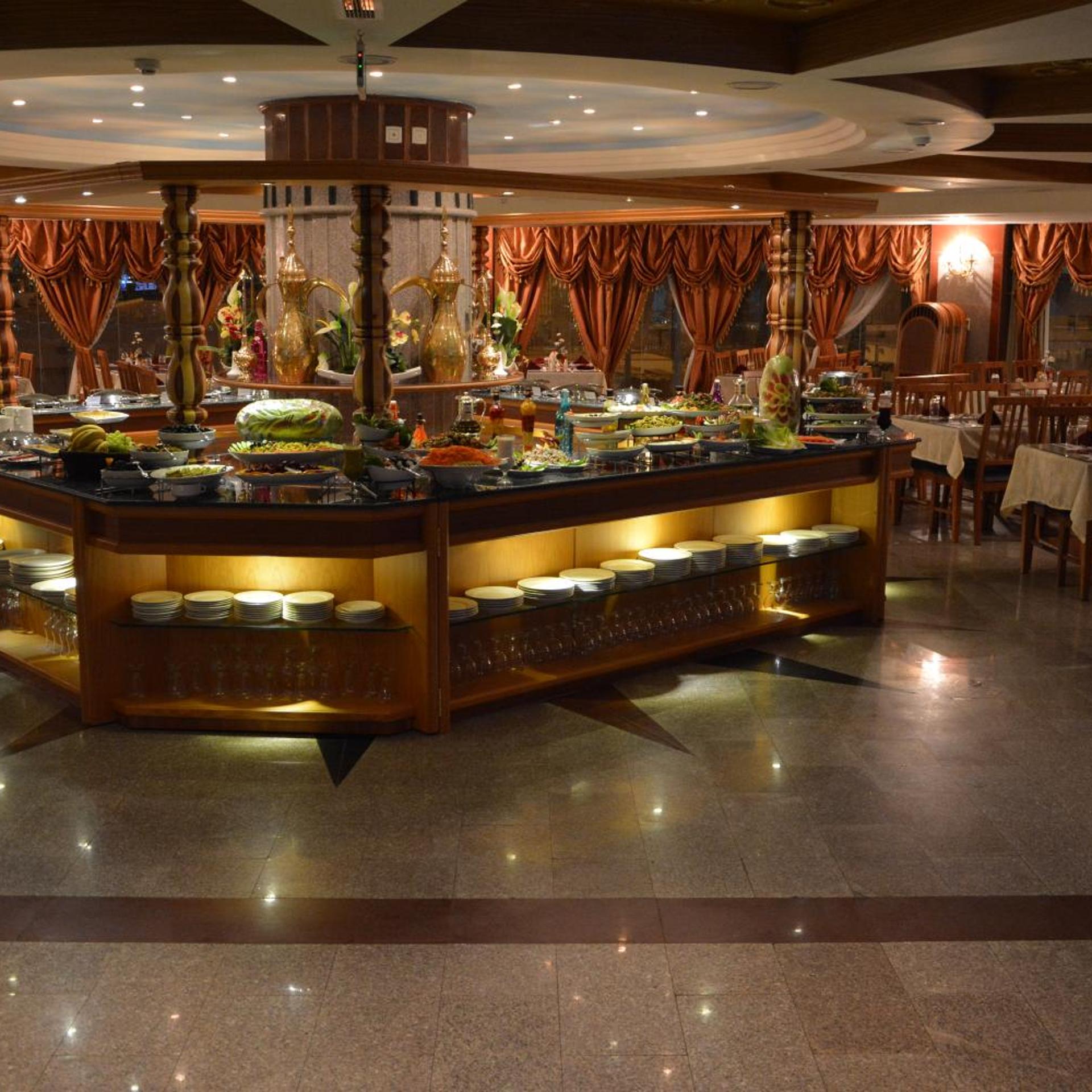 فندق كناري بيتش(Canary Beach Hotel) 7/67