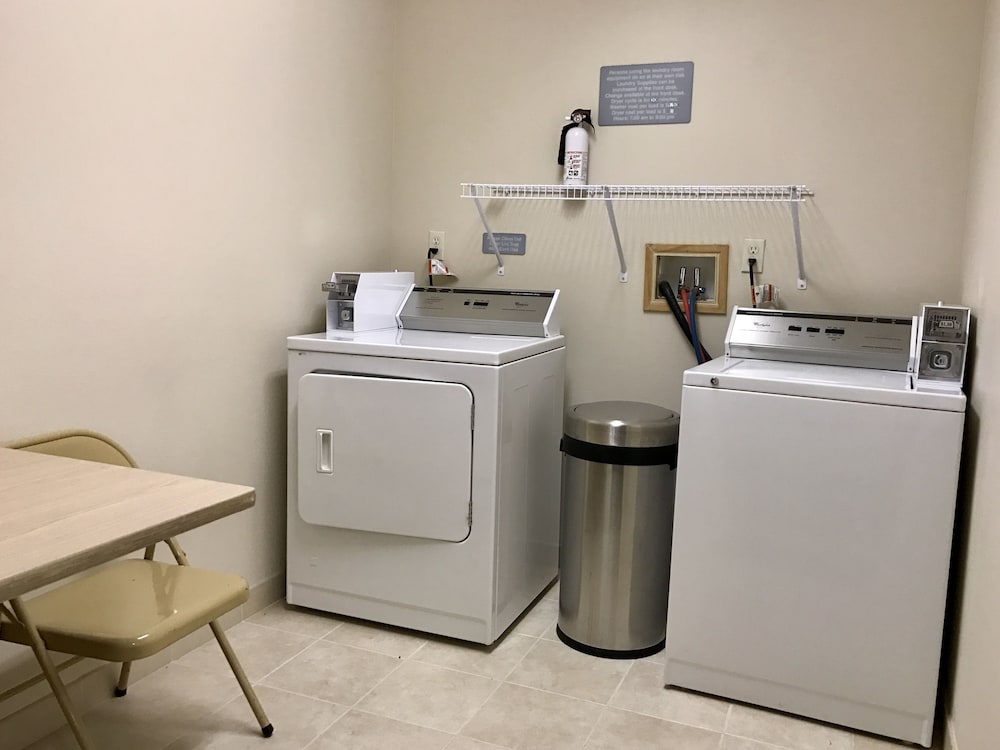 Microtel Inn And Suites Elkhart 16/28