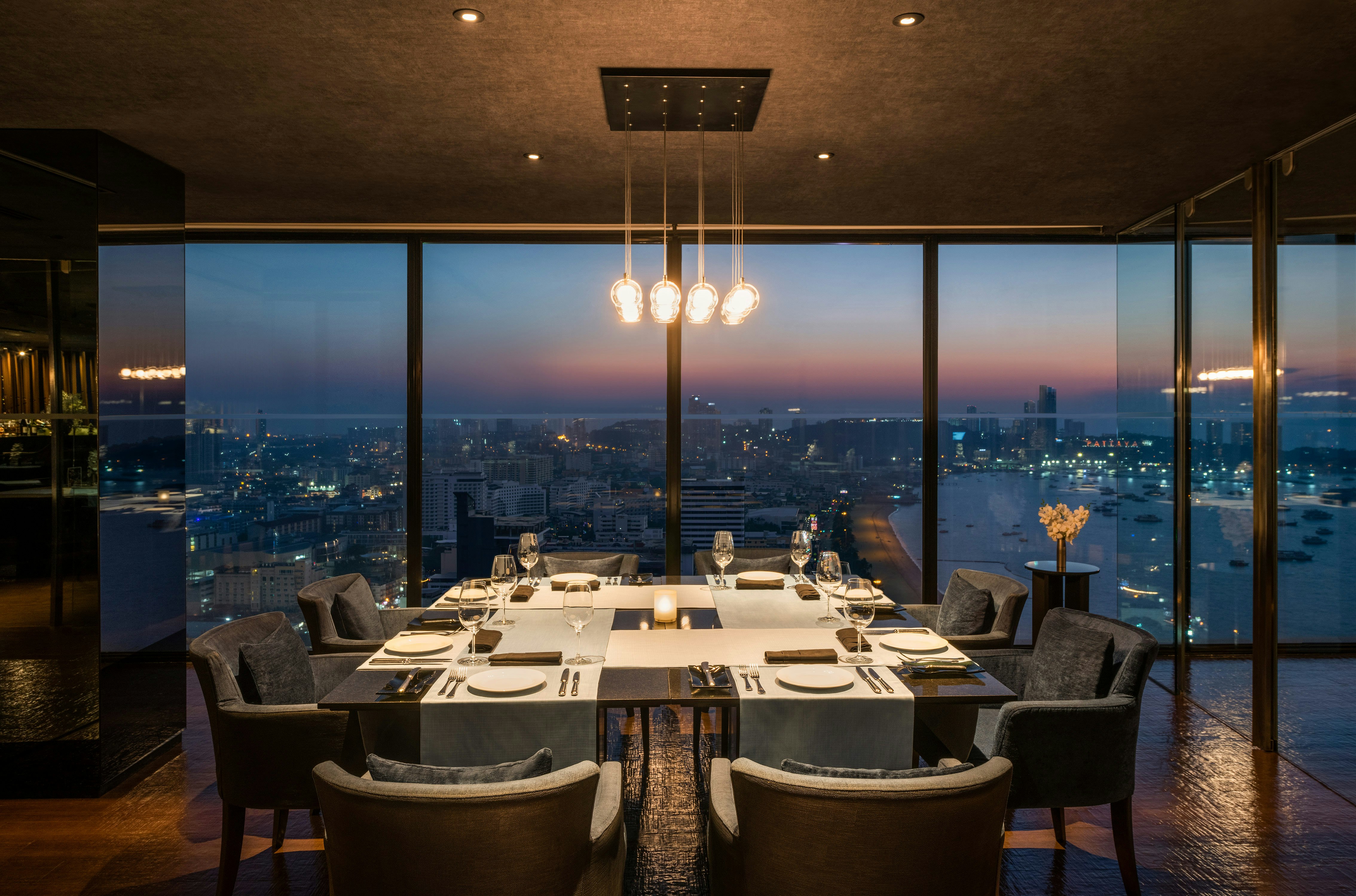 Hilton Pattaya 52/80