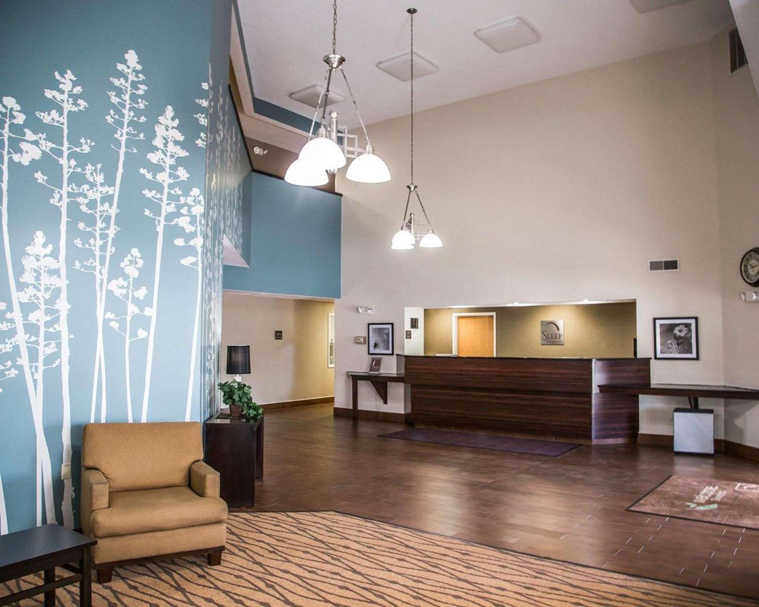 Sleep Inn & Suites Davenport - Quad Cities 12/19