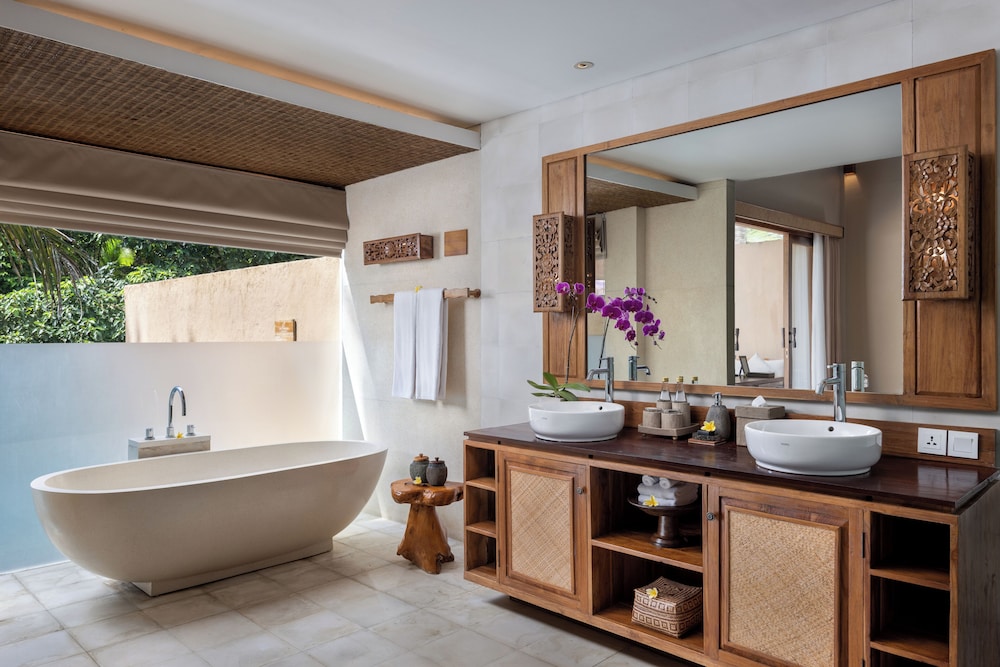 The Sankara Suites & Villas 72/73