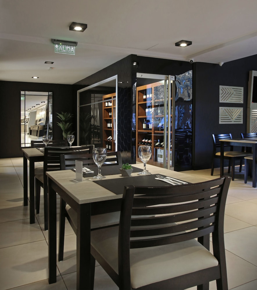 Pinares Panorama Suites & Spa 32/47