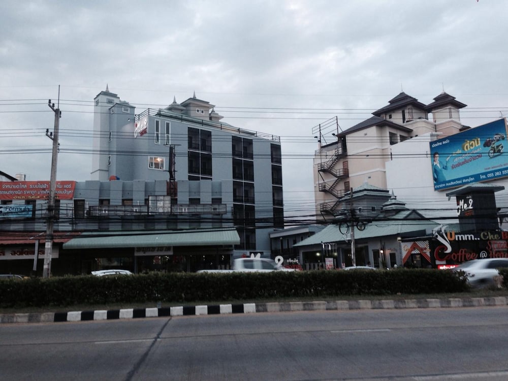 Atme2 Hotel 8/34