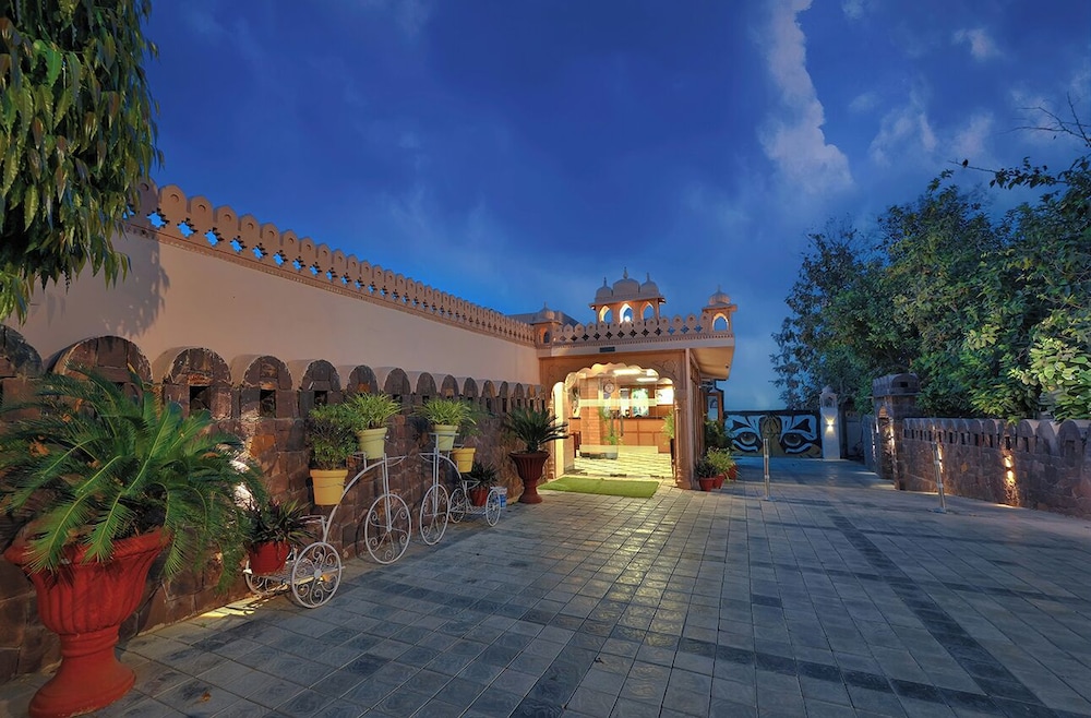 Ranthambhore National Resort 63/73