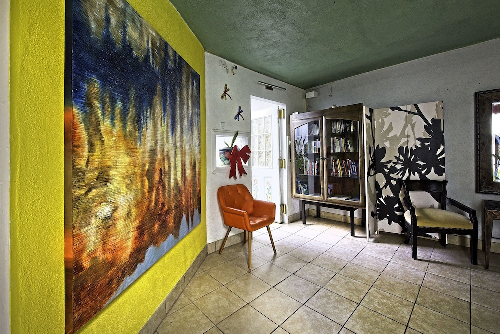Inn at Palm Springs 53/69