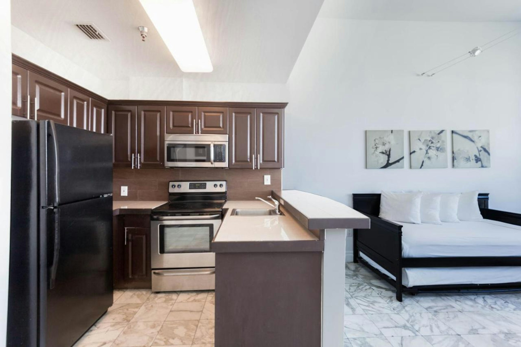 New Point Miami 38/54