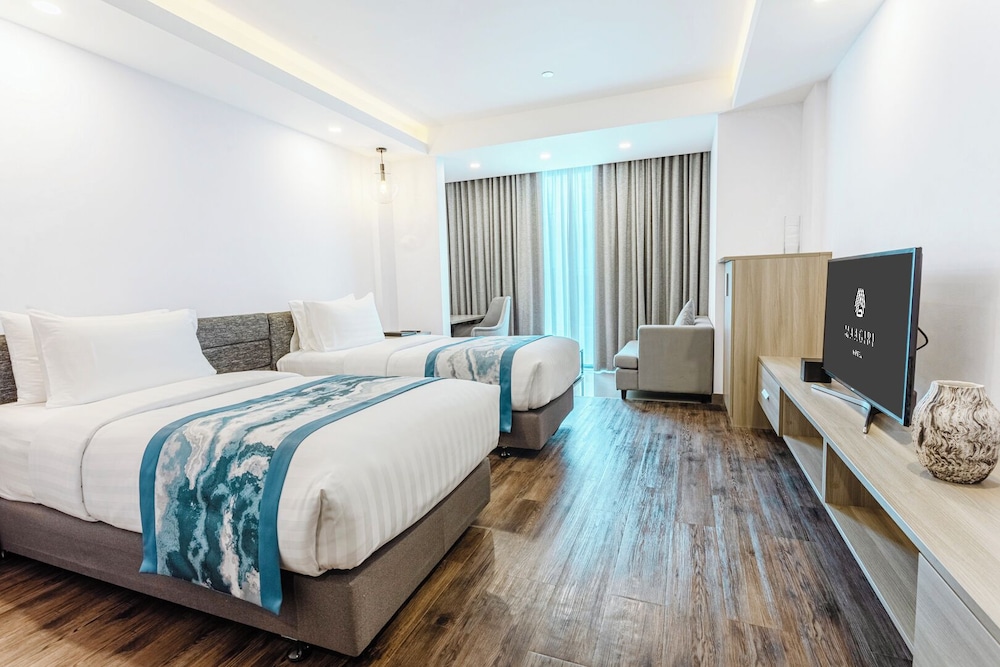 Maagiri Hotel 13/50