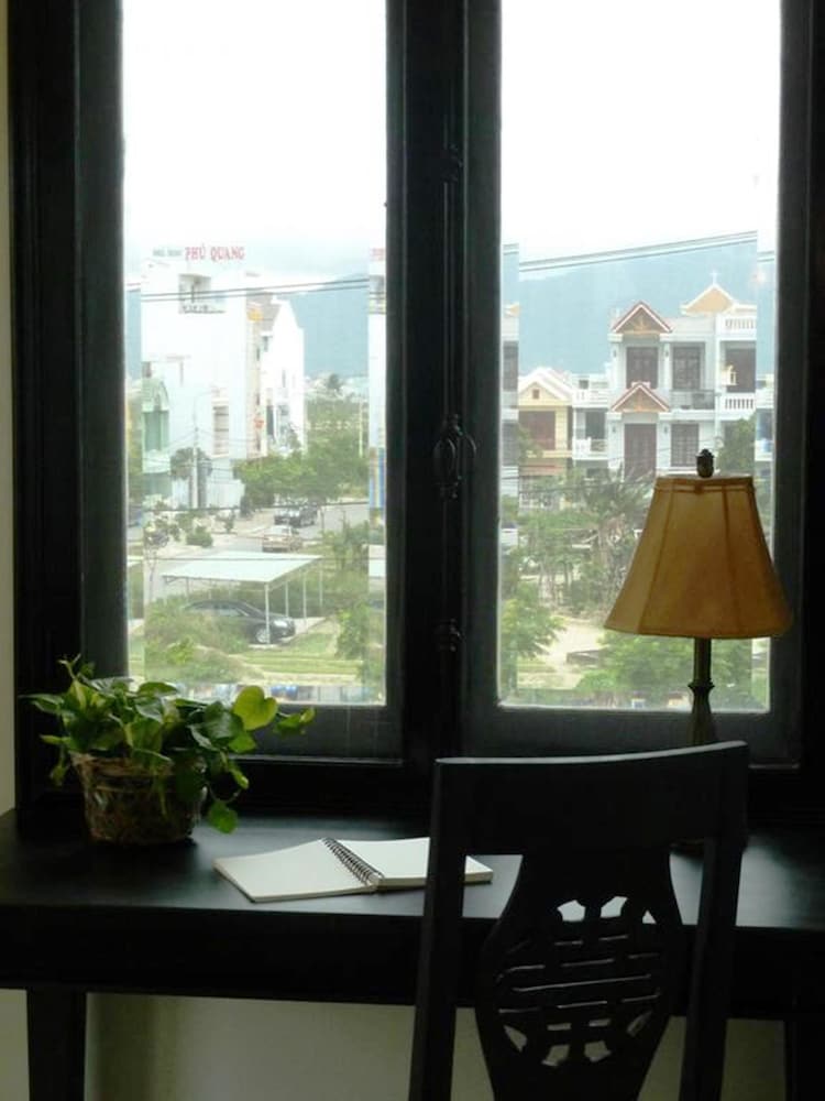 Hamilton Oceanview Villa 18/20